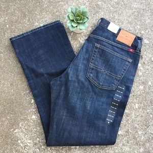 Lucky Brand | NWT Relaxed Straight Leg Jeans!